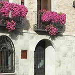 Puerta Del Arco Tudela de Duero