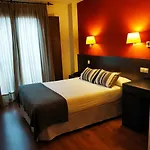 Puerta Del Arco Отель 3*