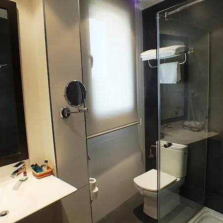 Hotel Puerta Del Arco Tudela de Duero