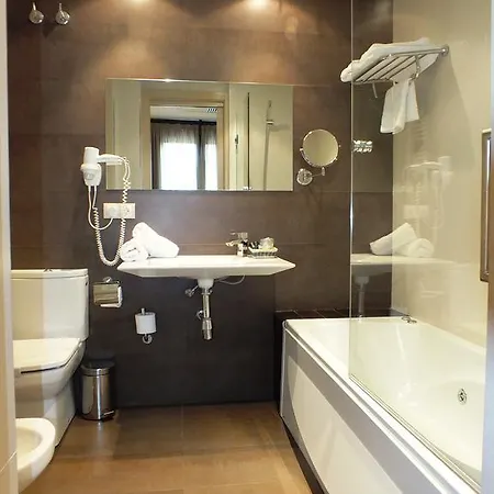 Hotel Puerta Del Arco Tudela de Duero