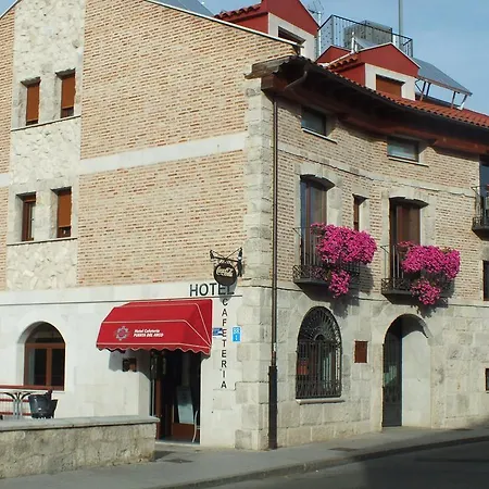 Hotel Puerta Del Arco