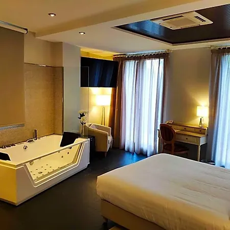 Hotel Puerta Del Arco