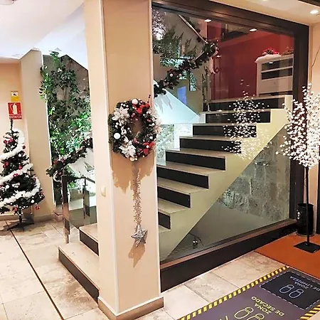 Puerta Del Arco Hotel