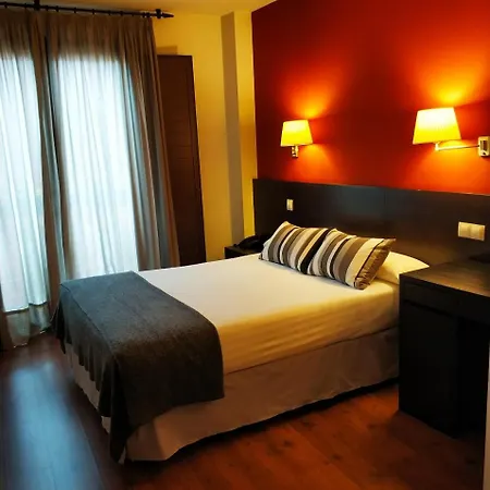 Puerta Del Arco Hotel 3*