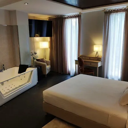 Puerta Del Arco Tudela de Duero