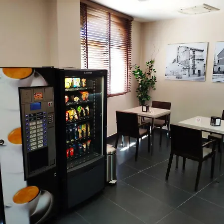 Hotel Puerta Del Arco 3*