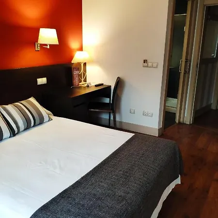 Puerta Del Arco Tudela de Duero