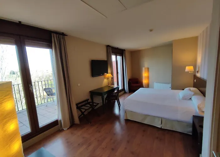 Hotel Puerta Del Arco