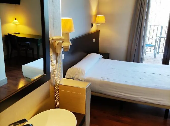 Hotel Puerta Del Arco