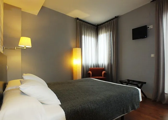 Puerta Del Arco Hotel