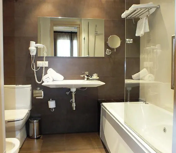 Hotel Puerta Del Arco Tudela de Duero