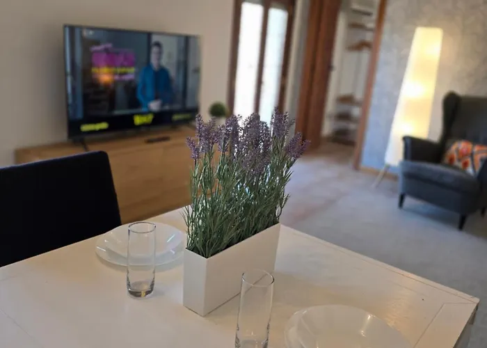 Hotel Puerta Del Arco 3*