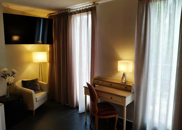 Puerta Del Arco Tudela de Duero