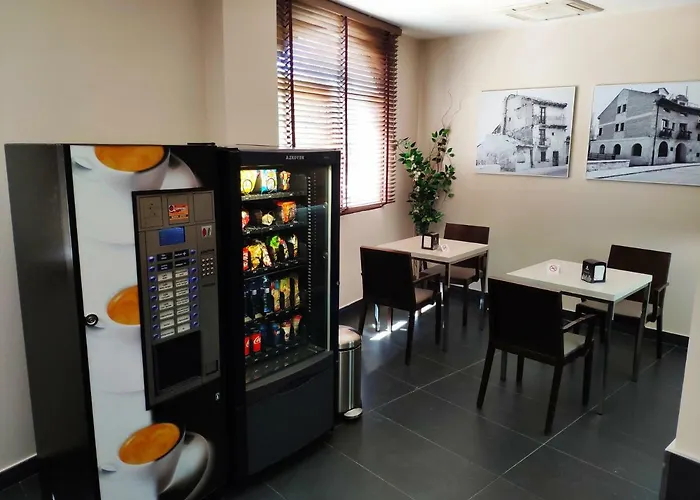 Hotel Puerta Del Arco 3*