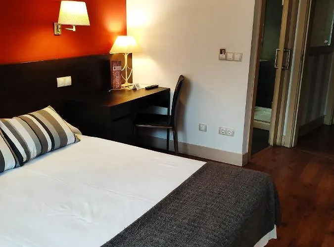 Puerta Del Arco Tudela de Duero